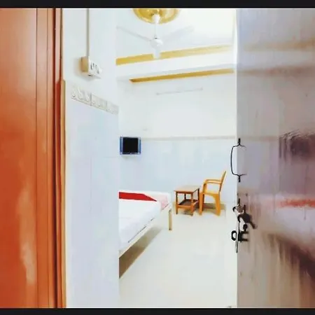 Metro Lodge-3