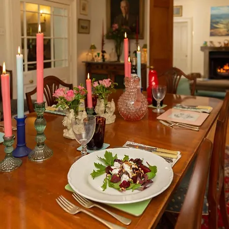 Ingram House Bed & Breakfast-2