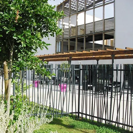 Studio à Deux Pas d'Aix-2