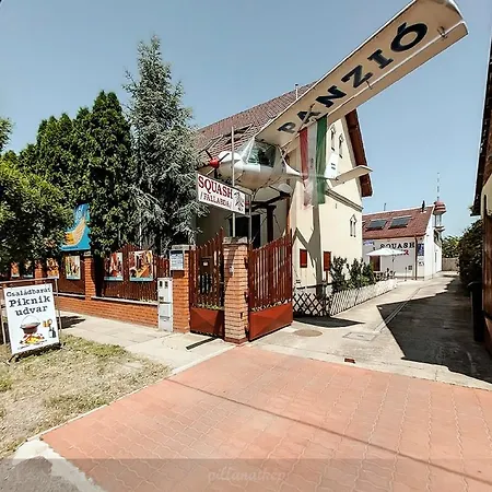 Pilóta Panzió-2