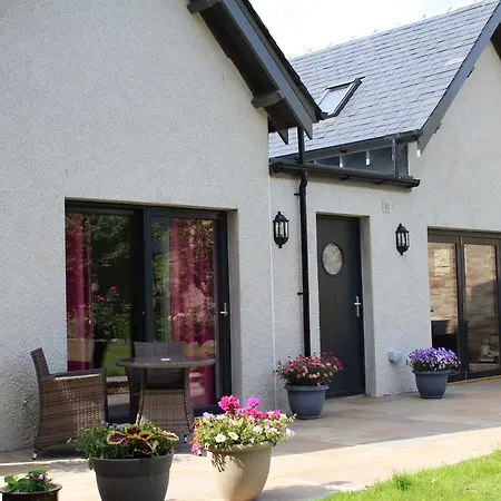 Brackness House Luxury B&B-3