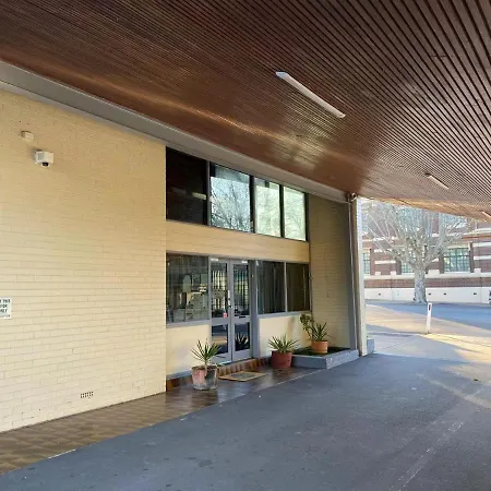 Gateway Motor Inn-3