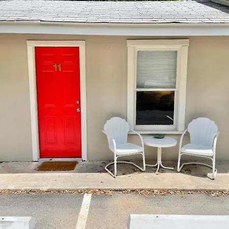 Frederick Motel-3
