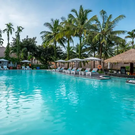 L'Azure Resort And Spa-2