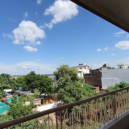 Hotel Temple On Ganges-3
