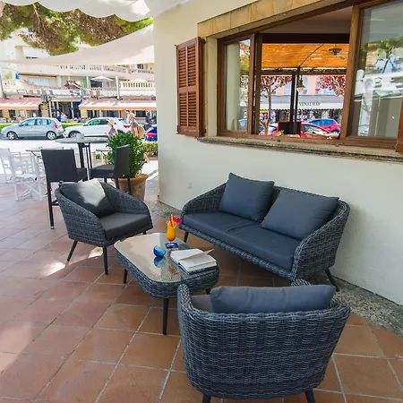 Bell Port Hotel-2