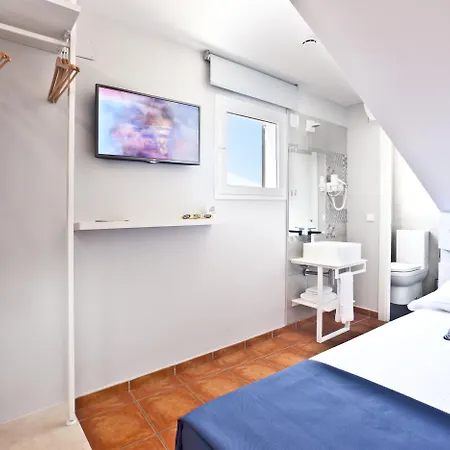 Ryans La Marina (Adults Only)-3