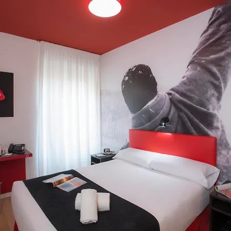Casual Del Cine Valencia By Casual Hoteles-2