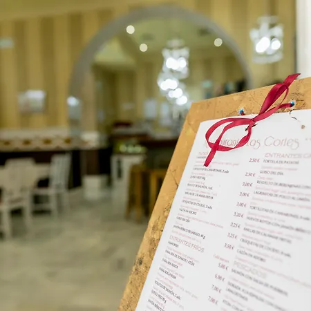 Hotel Boutique Las Cortes De Cadiz-2