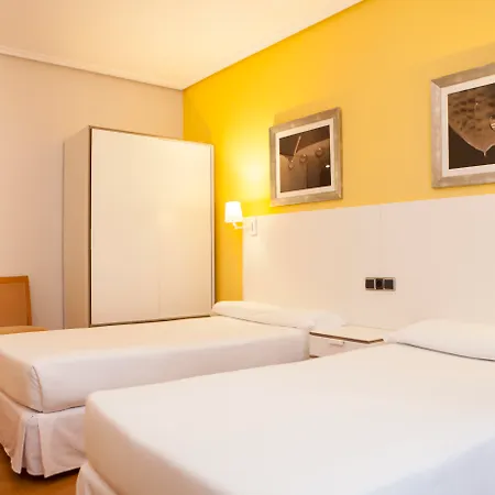 Hotel Sercotel Tres Luces-3
