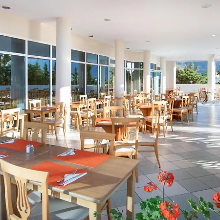 Sovereign Beach Hotel-2