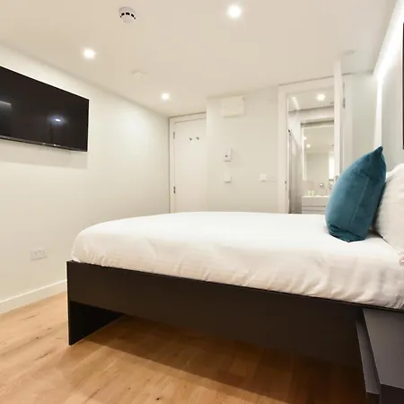 Stayprime Earls Court Serviced Apartments-3