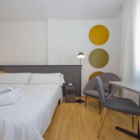 Aparthotel Atenea Valles-2