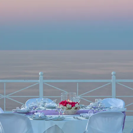 Peninsula Resort & Spa-3