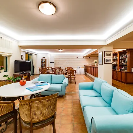 Andreolas Luxury Suites-3
