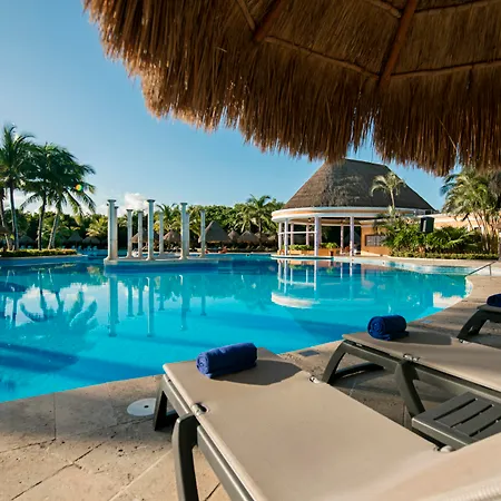 Iberostar Waves Paraiso Beach-3