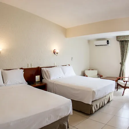 Hotel Estancia Business Class-3