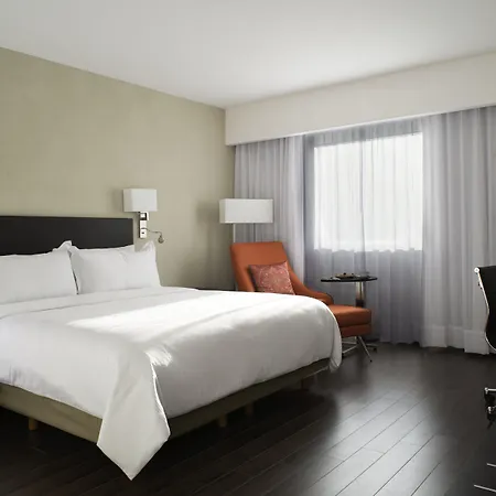 Fiesta Inn Monterrey Fundidora-3