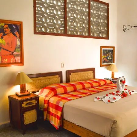 Hotel Catalina Beach Resort-3