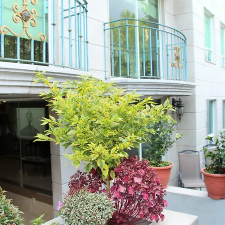Residence L'Heritage Aristoteles 140 By Bluebay-2