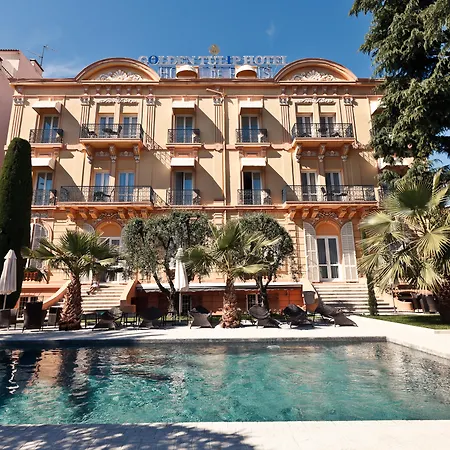 Golden Tulip Cannes Hotel De Paris-3