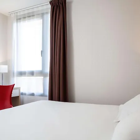 Aparthotel Adagio Access Avignon-2