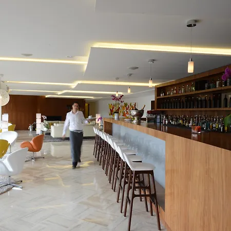 Hotel Restaurant La Vague De Saint Paul-2