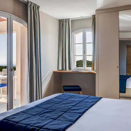 Le Fregate Provence-2