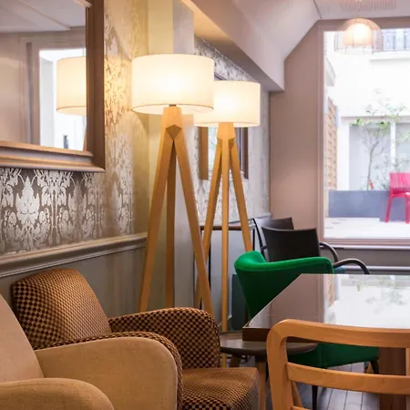 Hotel Magenta 38 By Happyculture-3