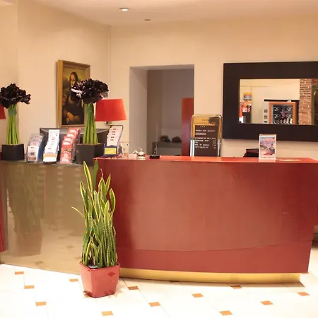 Hotel Hauteville Opera-3