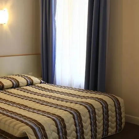 Hotel De Nemours-3