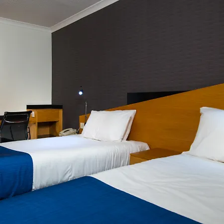Holiday Inn Express Manchester East By Ihg-2