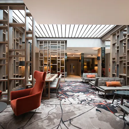 Clayton Hotel Chiswick-2