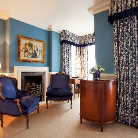 The Capital Hotel, Apartments & Townhouse - Small Luxury Hotels Of The World-3
