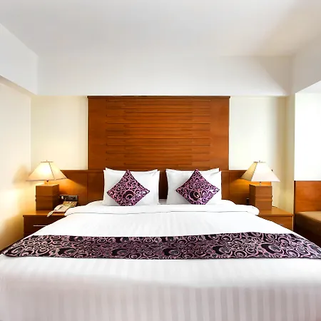 Bally Suite Sukhumvit-3
