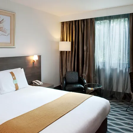 Crowne Plaza London - Kingston By Ihg-3