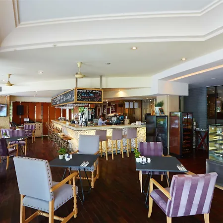 The Duchess Hotel-2