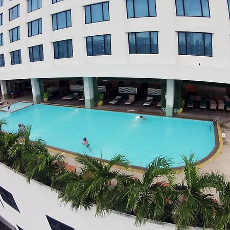 Golden Tulip Sovereign Hotel Bangkok-3