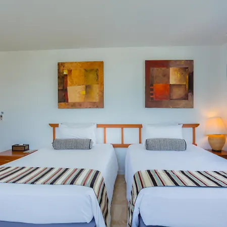 Waterfront Suites Phuket By Centara-3