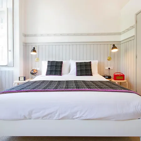 Casa Oliver Boutique B&B - Principe Real-3