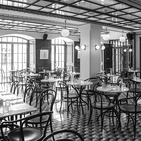 Browns Central Hotel-3