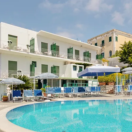 Hotel Carmencita-2