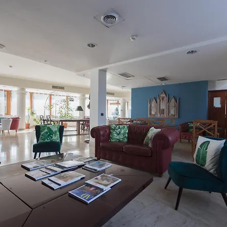 Hotel La Baia-3