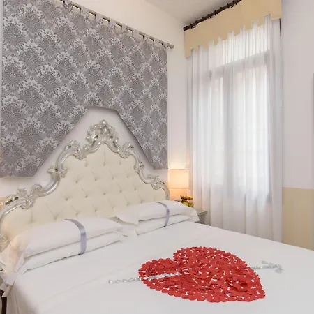 Unahotels Ala Venezia-Adults 16-2
