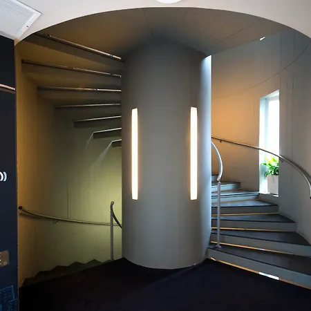 Twentyone Hotel-2
