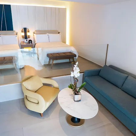 Hard Rock Hotel & Casino Punta Cana (Adults Only)-2