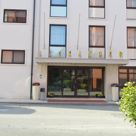 Hotel Alexander-3