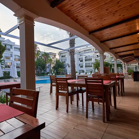 Maya Golf Hotel (Adults Only)-3