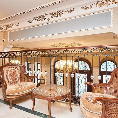 Amber Hotel & Spa-3