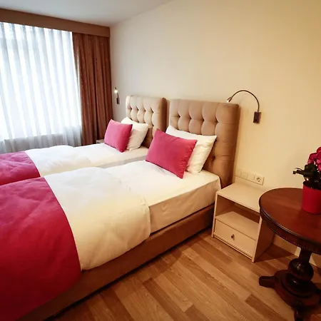 Melek Hotels Moda-3